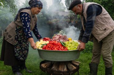 Slow-Cooked Whole Lamb with Garden Vegetables – Village Feast 🔥🌾