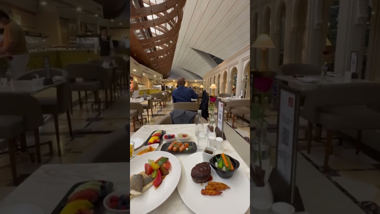 Airport food… but make it fine dining ✈️🍽️✨ #luxurytravel #foodietravel Airport food… but make it fine dining ✈️🍽️✨ #luxurytravel #foodietravel