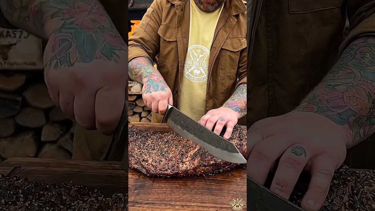 Giant 13lb Beef Roast in a Stone Oven! π₯©π₯ #Cooking #Shorts Giant 13lb Beef Roast in a Stone Oven! π₯©π₯ #Cooking #Shorts