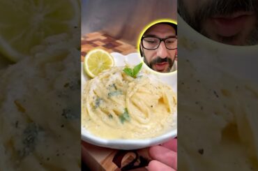 Butter, lemon, cheese, impastable to go wrong. #shorts #cooking #duet #food #reaction