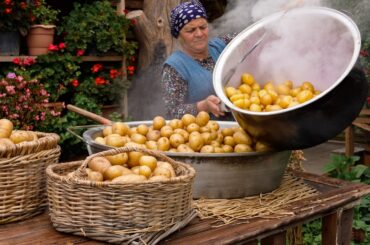 Rustic Stuffed Potatoes – A Traditional Countryside Recipe 🥔🥩