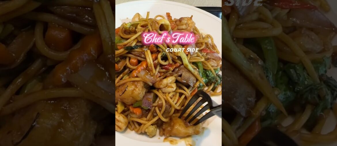 Chef’s Table ✨🦋.   📍court side      #100ft #viralvideo #food #eating #outing