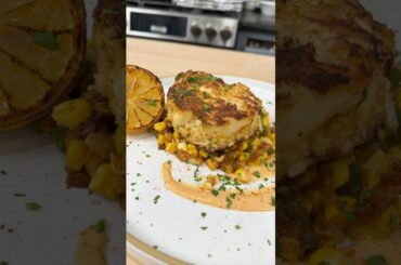 The BEST Crab Cake Recipe #cooking #mrmakeithappen