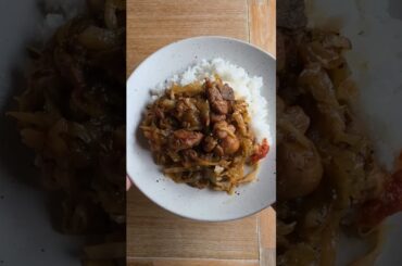 Simple chicken and cabbage recipe you'll actually make #cooking #shorts #easymeals #guyaneserecipe