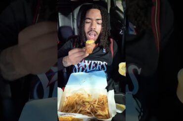 Solo Lunch At Big New York Fried Chicken #vlog #food #solo #mukbang #pov