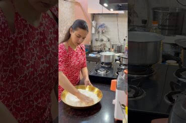 Teachers bhi Fan hogyi🙈🤭 #nehabisht #cooking #minisamosa #easyrecipe #ytshorts #breakfastidea