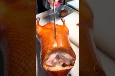 Oddly Satisfying 🤪 Peking Duck 🦆 Cutting Skills 🔥 #usa #foryou #shorts