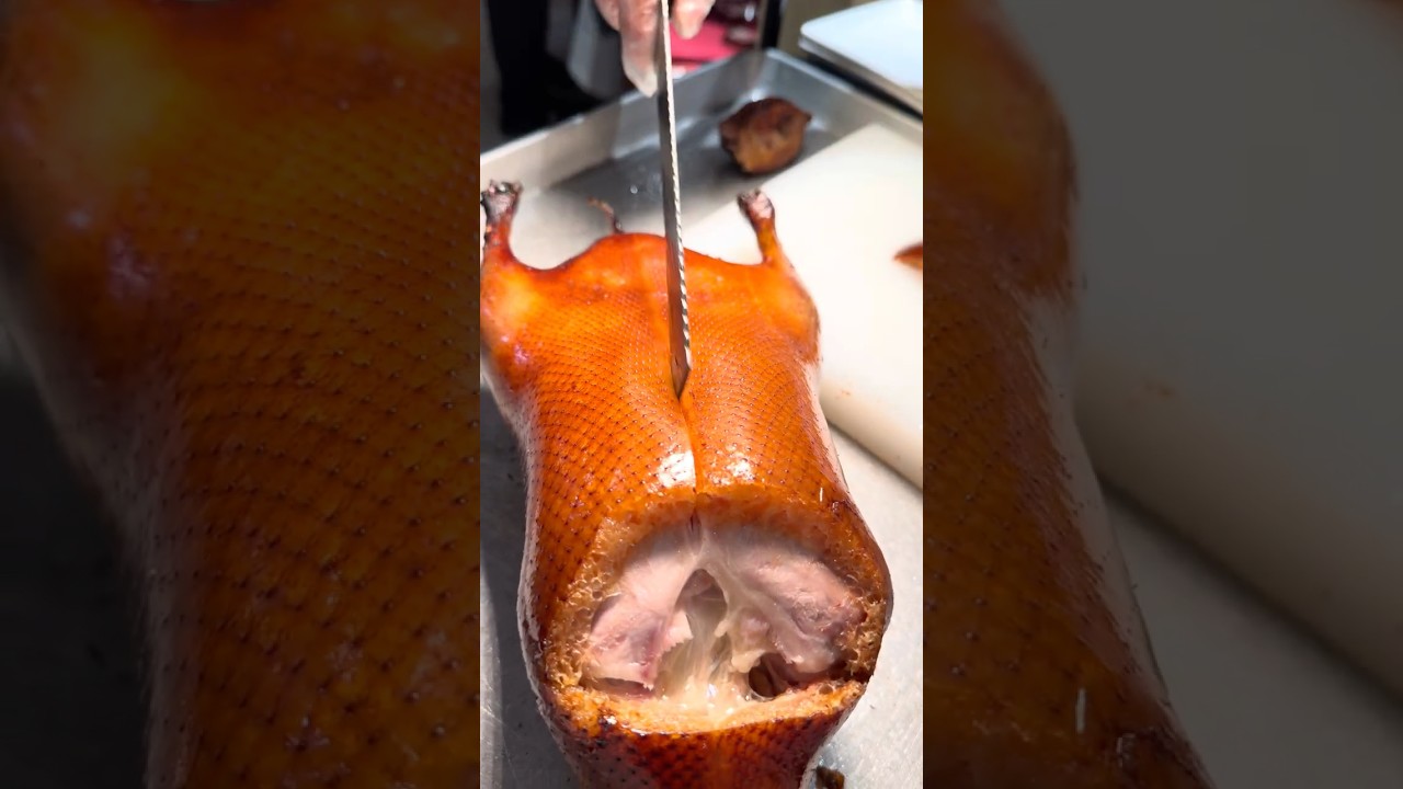 Oddly Satisfying 🤪 Peking Duck 🦆 Cutting Skills 🔥 #usa #foryou #shorts Oddly Satisfying 🤪 Peking Duck 🦆 Cutting Skills 🔥 #usa #foryou #shorts