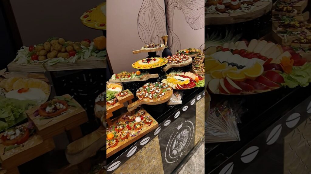 The ultimate grazing table 🧀 //3STAR CHEF®//#youtubeshorts #viral #food #chef