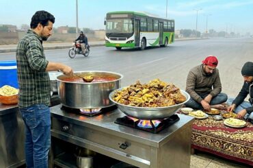 45 YEARS Old HIGHWAY Breakfast 😱LAHORI Best Street Food BONG Paye | PAYA| Pakistani ICONIC BREAKFAST