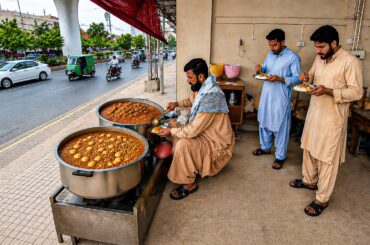 FOOD LOVER PAKISTAN BREAKFAST | STREET FOOD COMPILATION | AMAZING MORNING VLOG