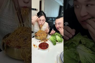 🤣 🍗 Husband vs Wife Food Challenge | Unexpected Ending 😆