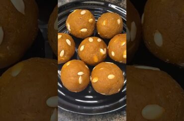 No Sugar Healthy Laddu Recipe | #youtubeshorts #swassyhomekitchen #ytshorts #food #cooking