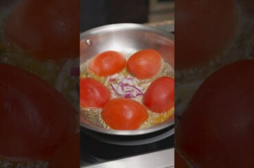 How to make kamut spaghetti with a fresh tomato sauce — no jar, no shortcuts. #easypasta