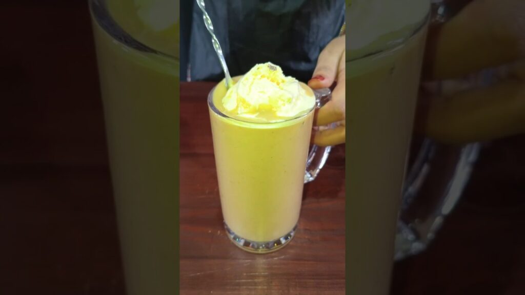 Apricot Banana Bliss in a Glass 🍑🍌✨ #shorts #trending #smoothie