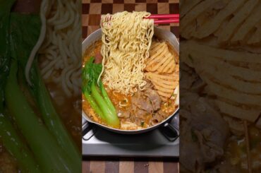 would you eat this? #asmr #cooking #ramen #food #noodles #myanmarnoodle