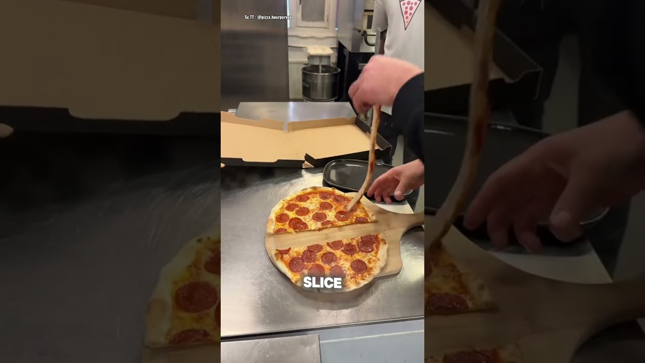 Restaurant’s Sneaky Pizza Trick That Customers Never Notice Restaurant's Sneaky Pizza Trick That Customers Never Notice