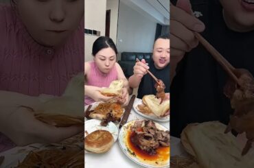 🤣 🍗 Husband vs Wife Food Challenge | Unexpected Ending 😆