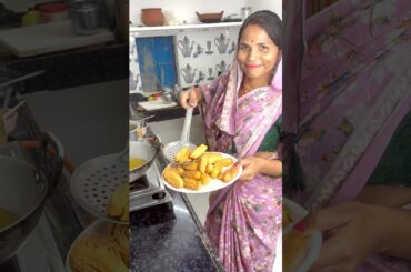 Crispy & Tasty Khaja Mithai 😋 Recipe #cooking #dailyvlog #recipe #lifestyle #shorts #food #viral