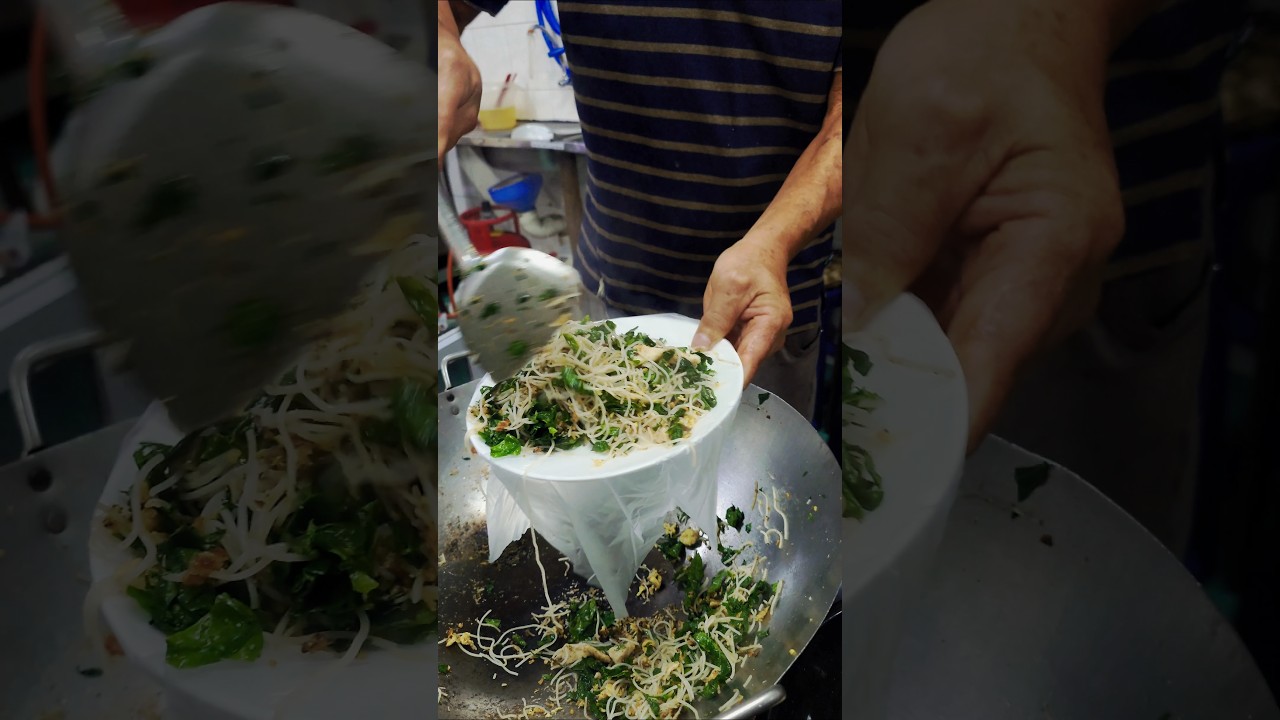 Fried Money Chai Bee Hoon – The Legendary Dish! 🍜🔥 #food #streetfood #shortvideo #noodles #food Fried Money Chai Bee Hoon – The Legendary Dish! 🍜🔥 #food #streetfood #shortvideo #noodles #food
