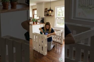 Very Simple DIY Dining Table Using Wooden Pallets | Budget Furniture Idea #diyfurniture