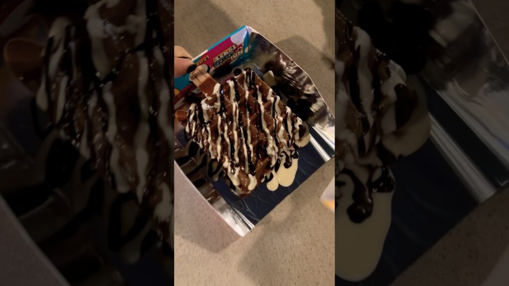 Waffle Up Tri Chocolate Chef’s Table Courtside #shorts #viralshorts #waffle #foodvlog
