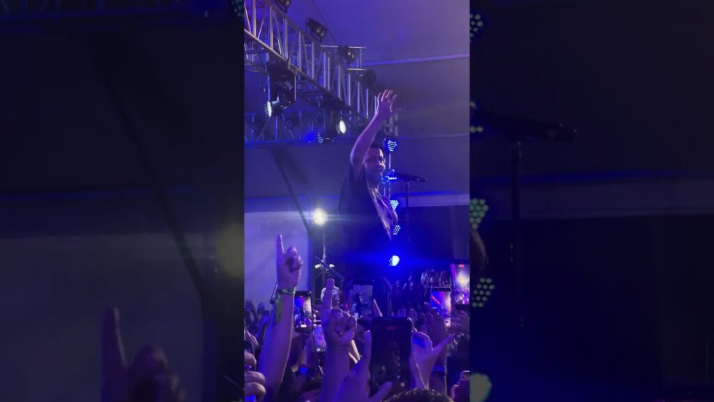 Aadat – Atif Aslam Live in Dhaka | Chef’s Table Courtside | @atifaslam