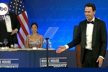 Oz the Mentalist performs at rescheduled WH correspondents' dinner
