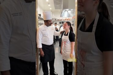 Diner Splashes Wine On A Waitress And The Chef Answers With Soup