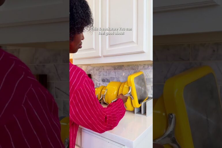What is your favorite cookware? #momlife #caraway #cooking #homechef #dinner