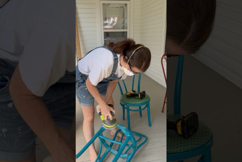 pov: your thrifted dining room chairs get a glow up 💃🏻 #interiordesign #kitchen #thrift