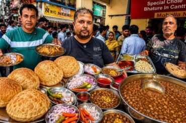 Only 20/- Rs | No.1 Indian Street Food In Punjab | Chole Bhature, Samosa & Punjabi Thali