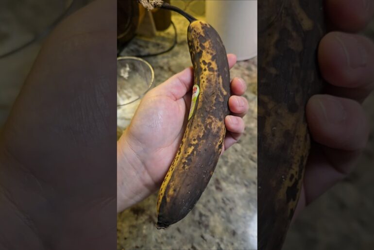 Don't throw away this banana. #cooking