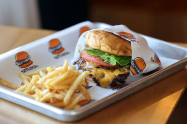 Sonoma’s New Smash Restaurant Leans Into Fast-Casual Burgers