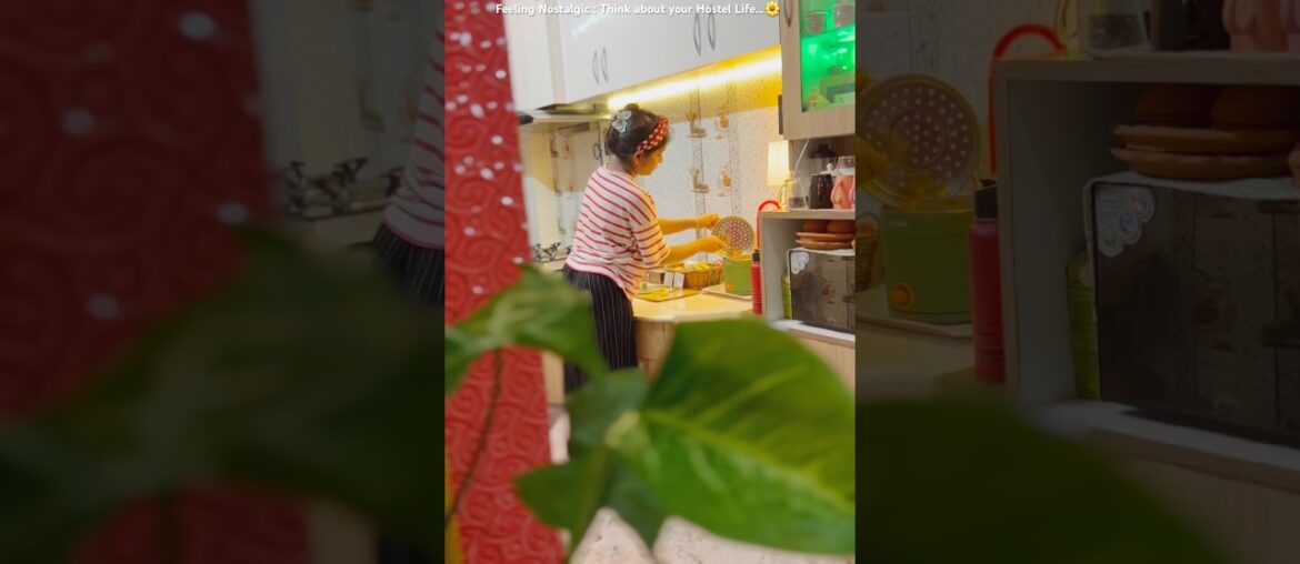 🌼🍜 Tifin Time #trendingonshorts #youtubeshorts #shortsvideo #viralvideo #music #cooking #sukoon