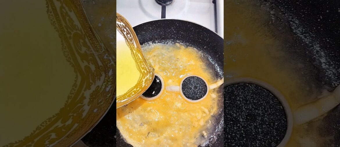 Let's make eggs😎 #foodasmr #cheesepockets #mukbang #recipe #cooking #pizza #asmr