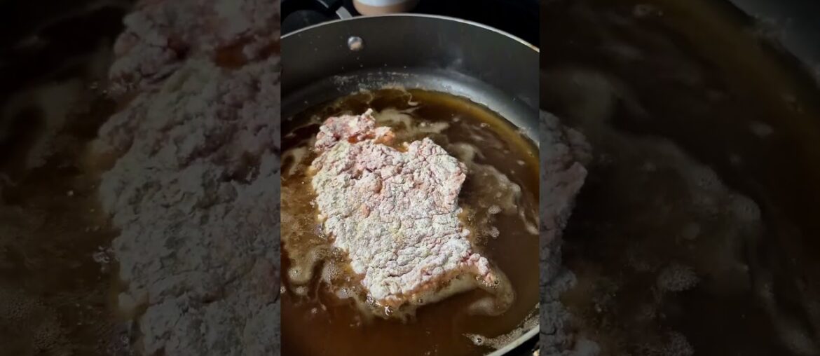 Chicken fried steak. Cubed steak, Louisiana chicken fry, White gravy.##cooking #recipe #fyp #dinner