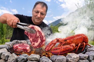 Ribeye Steak And Lobster In One Epic Surf And Turf Sandwich!