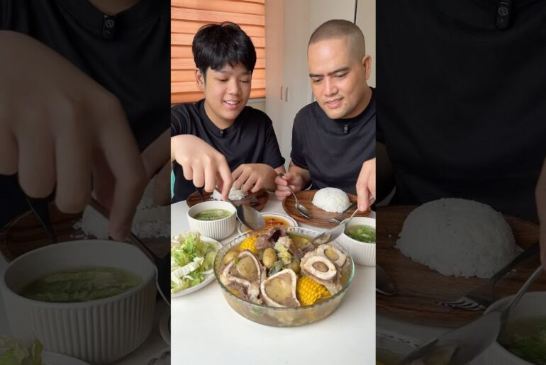 Nilagang baka #bulalo #mukbang #filipinofood #lunch #food #foodie #eating #shorts #foodieph #asmr