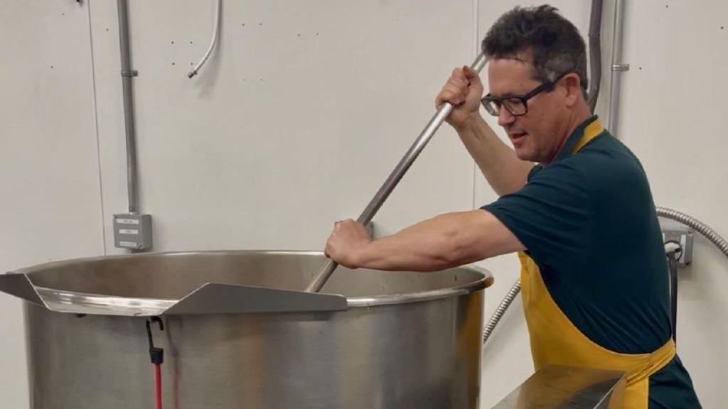 Quincy chef now offering new ways to make meals easier