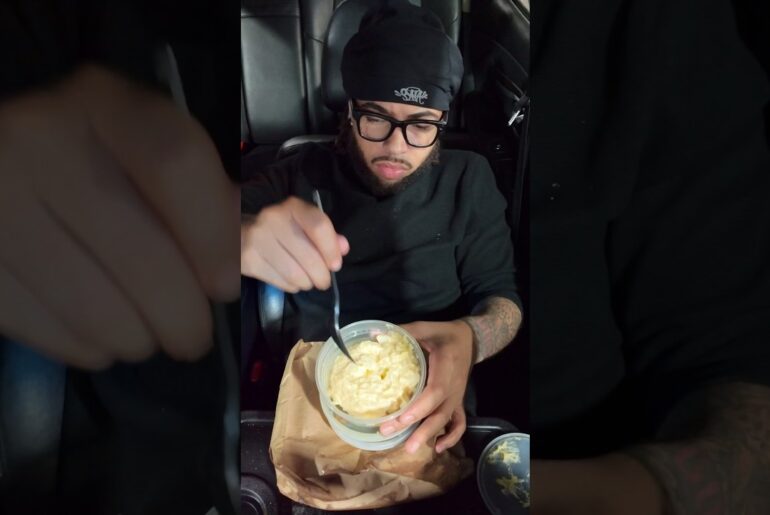 Solo Lunch At NY Chicken & Fish #food #pov #solo #mukbang #vlog