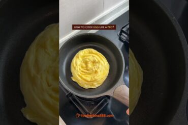 HOW TO COOK EGG LIKE A PRO? #pov #asmr #cooking #egg #omelette