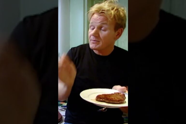 How Gordon’s Young Cooks Learn To Cook Steak BLIND #chef #cooking
