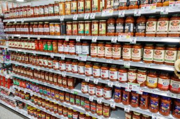 We Asked Professional Chefs For The Best Store-Bought Pasta Sauce & They All Agreed On This One
